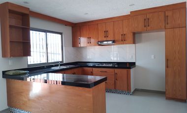 EXCELENTE DEPARTAMENTO EN RENTA EN TONALÁ CENTRO