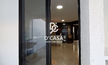 Excelente casa en renta en Jardines