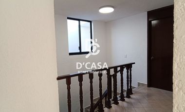 Excelente casa en renta en Jardines