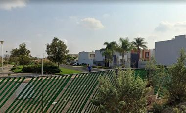 VENTA DE CASA GRANDE EN CAMPO DUQUE, FRACC CAMPO REAL, ZAPOPÁN, JALISCO