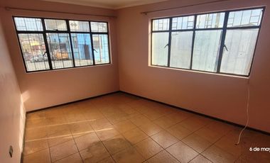 HERMOSA CASA ESQUINA 2º PISO SECTOR RESIDENCIAL 3D 2B