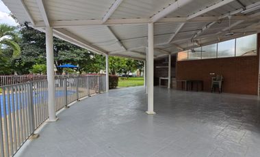 SE VENDE CASA EN EL CASTILLO, CONJUNTO CERRADO EN JAMUNDI