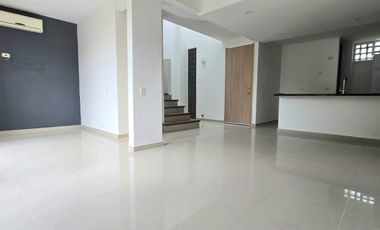 SE VENDE CASA EN EL CASTILLO, CONJUNTO CERRADO EN JAMUNDI