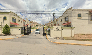 Casa en Privada Arandilla, Urbi Villa del Rey, San Miguel Jagüeyes, Huehuetoca, Estado de México, México ¡NO CRÉDITOS!