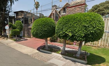 LINDA CASA EN LOMAS ESTRELLA