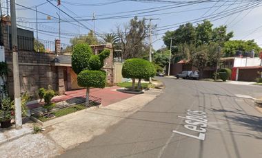 LINDA CASA EN LOMAS ESTRELLA