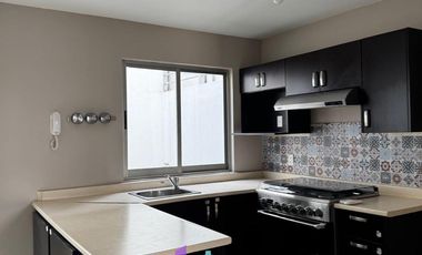 CASA EN VENTA EN CAÑADAS DE SAN LORENZO