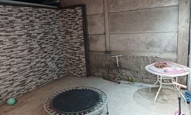 Acogedora Casa de 4D-3B-2E en Villa Jardines de Santa María, Maipú.