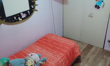 Acogedora Casa de 4D-3B-2E en Villa Jardines de Santa María, Maipú.