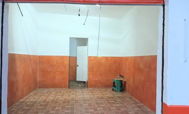 SE RENTA LOCAL COMERCIAL Ubicado a pie de calle | Zona con flujo peatonal