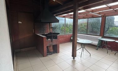 Excelente departamento con amplios espacios