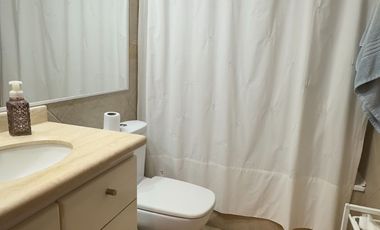 Excelente y espacioso Departamento a Pasos de Clínica, Colegio y Mall