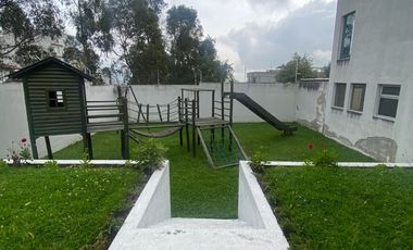Casa en venta, sector Mena del Hierro - Quito