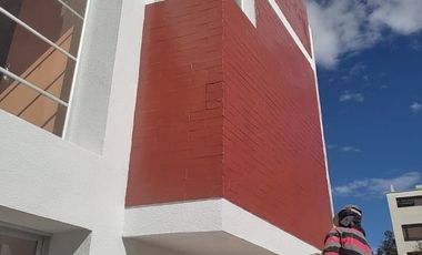 Casa en venta, sector Mena del Hierro - Quito