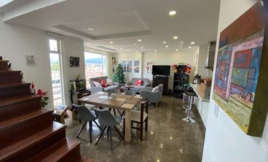 *Venta Exclusiva: Apartamento Dúplex Privado y Moderno en Chía, ¡Perfecto para Reuniones Sociales!*