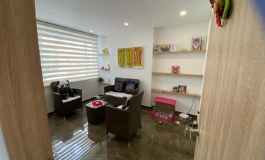 *Venta Exclusiva: Apartamento Dúplex Privado y Moderno en Chía, ¡Perfecto para Reuniones Sociales!*
