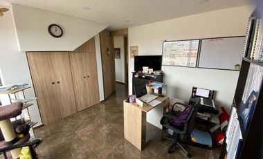 *Venta Exclusiva: Apartamento Dúplex Privado y Moderno en Chía, ¡Perfecto para Reuniones Sociales!*