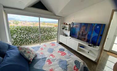 *Venta Exclusiva: Apartamento Dúplex Privado y Moderno en Chía, ¡Perfecto para Reuniones Sociales!*