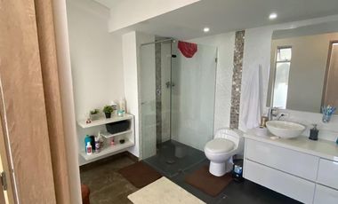 *Venta Exclusiva: Apartamento Dúplex Privado y Moderno en Chía, ¡Perfecto para Reuniones Sociales!*