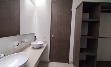 Casa en renta en Puerta Natura con muebles y servicios incluidos
