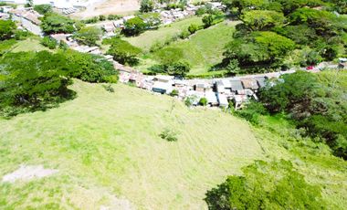 SE VENDE LOTE INDUSTRIAL LLEGADO A LA VIRGINIA
