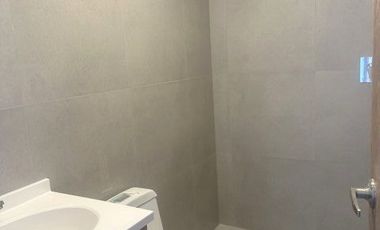 Departamento en venta por estrenar 108m2 sector Wayra Plaza Cuenca - Ec