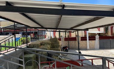 Cortijo en Venta – Ideal para Criadero y Eventos Sociales, totalmente equipado, salida Salamanca, frente a la zona de dulces