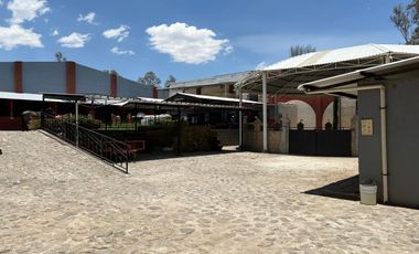 Cortijo en Venta – Ideal para Criadero y Eventos Sociales, totalmente equipado, salida Salamanca, frente a la zona de dulces