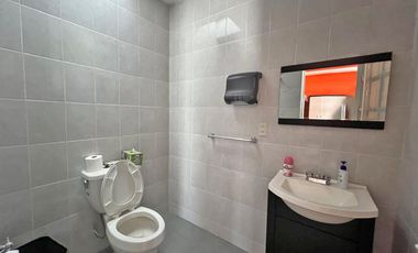 Cortijo en Venta – Ideal para Criadero y Eventos Sociales, totalmente equipado, salida Salamanca, frente a la zona de dulces