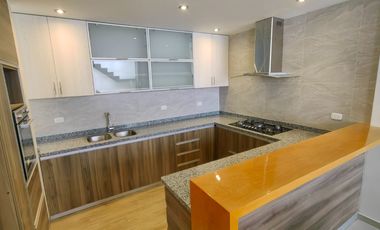 Moderno Departamento en Alquiler en La Urb. Oasis Cercado de Ica