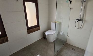 Calle Alegre, casa en condominio