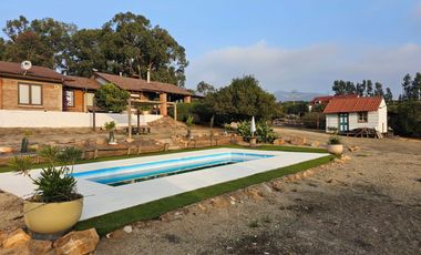 Calle Alegre, casa en condominio