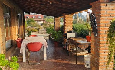 Calle Alegre, casa en condominio