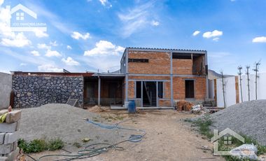 VENTA DE CASA EN SAN JUAN TIZAHUAPAN CON ENTORNO TRANQUILO