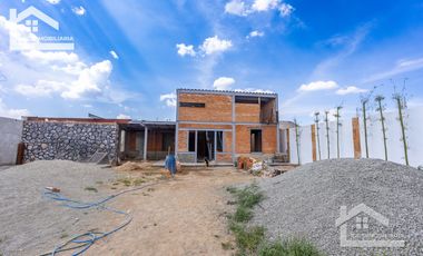 VENTA DE CASA EN SAN JUAN TIZAHUAPAN CON ENTORNO TRANQUILO