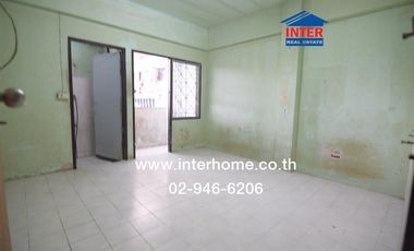 5-storey apartment, 60 sq m., Soi Phahonyothin 83, Wat Prayunthammaram, Vibhavadi-Rangsit Road, Phahonyothin Road, Lam Luk Ka, Pathum Thani