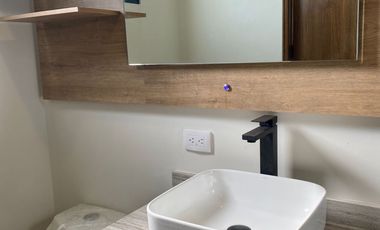 En VENTA... Hermosa Residencia ubicada en la Zona Dorada de Metepec.