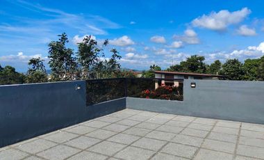 For Sale:  House and Lot in Sandari Batulao
