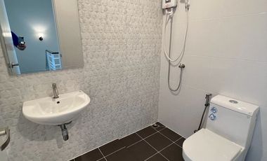 Townhouse for rent, Essen Pinklao-Phutthamonthon Sai 5, 3 bedrooms, 2 bathrooms, near Mahidol University, Salaya
