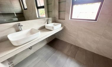 Brand New House for Sale in BF Homes Paranaque Bayanhihan Village HEVA