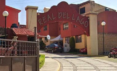 CASA EN VENTA RESIDENCIAL DEL LAGO, EDO DE MEX.