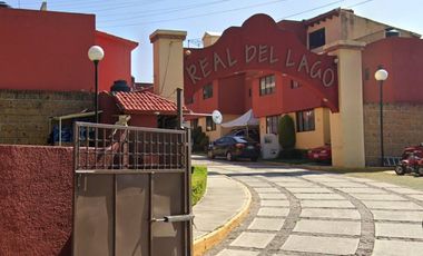 CASA EN VENTA RESIDENCIAL DEL LAGO, EDO DE MEX.