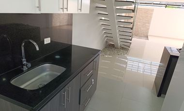 HERMOSA Y AMPLIA CASA EN CONJUNTO IBAGUÉ EN VENTA (CONSTRUCCIÓN MODERNA)