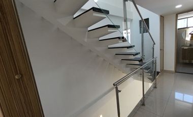 HERMOSA Y AMPLIA CASA EN CONJUNTO IBAGUÉ EN VENTA (CONSTRUCCIÓN MODERNA)