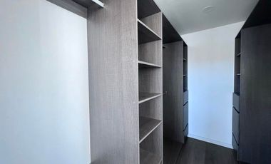 Santa Fe Juriquila. Departamento con área de TV y 3 recámaras - RENTA