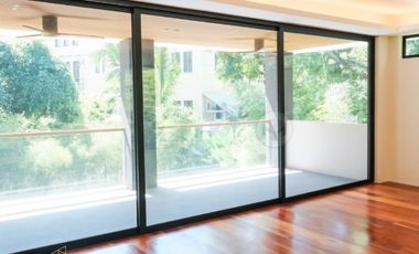 5 BEDROOM FOR SALE IN AYALA ALABANG VILLAGE
