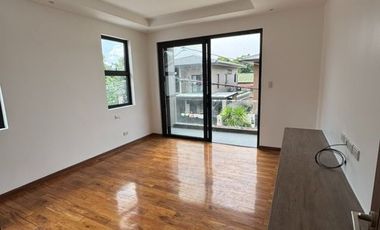 Brand New Modern House for Sale in BF Homes.