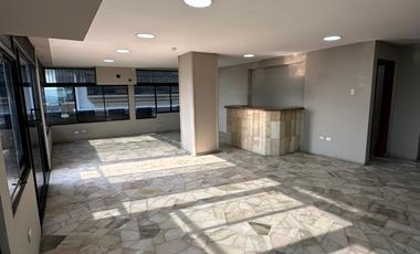Departamento Penthouse en Alquiler Centro de Guayaquil, 3 Habitaciones, 4 Baños, Centro de Guayaquil