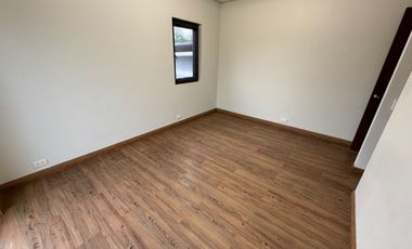 THREE (3) BEDROOM EXECUTIVE SINGLE ATTACHED IN VICTORIA PARK RESIDENCES for SALE