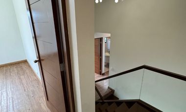 THREE (3) BEDROOM EXECUTIVE SINGLE ATTACHED IN VICTORIA PARK RESIDENCES for SALE